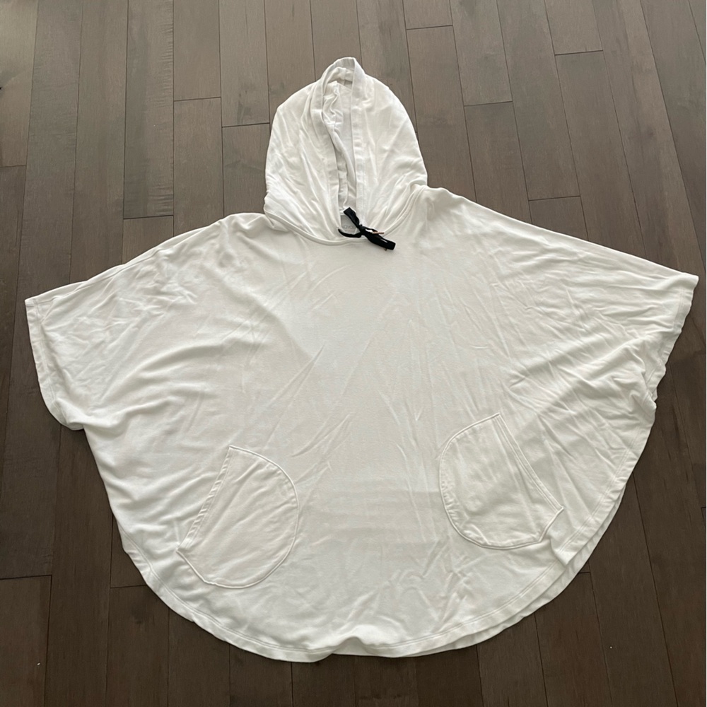 Beyond Yoga White Hooded Poncho